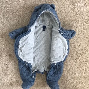 GAP Jackets & Coats - Baby Gap Denim snowsuit size 0-3 😇 so cute! GAP Jackets & Coats - Baby Gap Denim snowsuit size 0-3 😇 so cute!